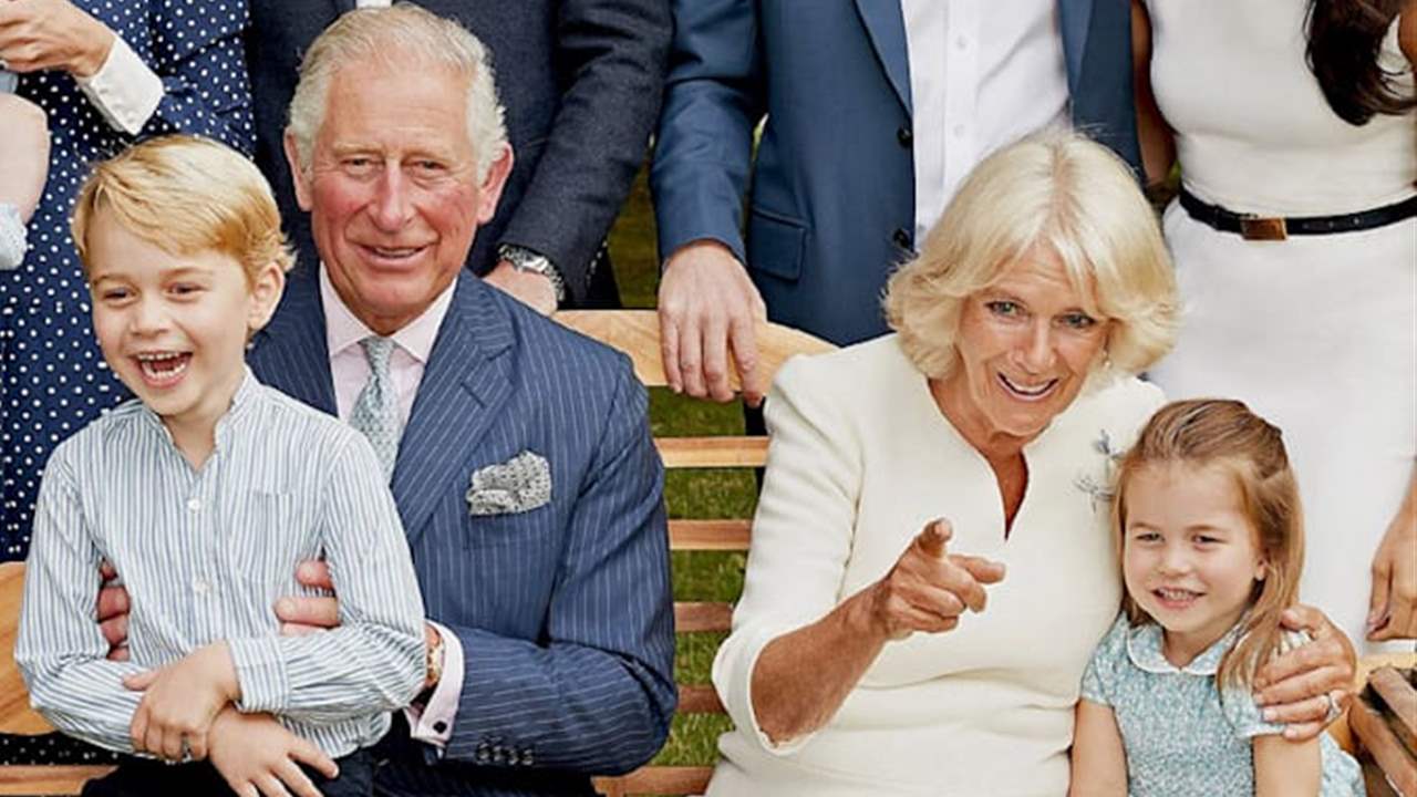 Carlos, Camilla, George y Charlotte