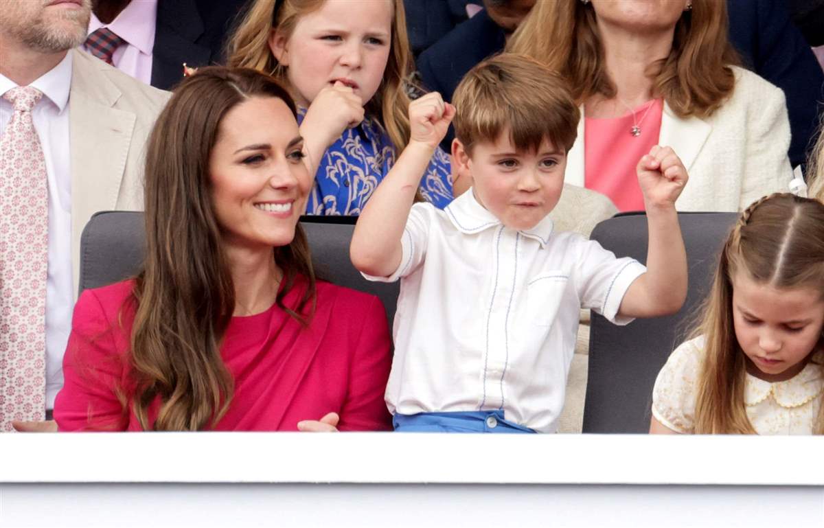 El pequeño Louis se emociona durante el Jubileo de Platino de Isabel II 