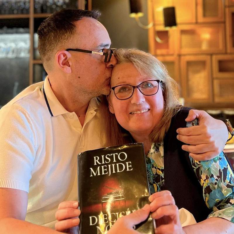 Risto Mejide se reconcilia con su madre en el día más especial para ella