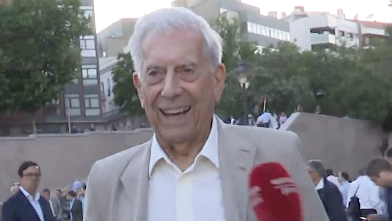 La significativa reacción de Mario Vargas Llosa cuando le piden un saludo para Isabel Preysler