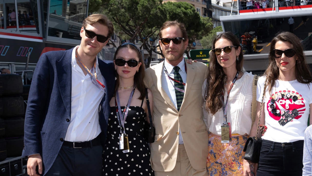 Carlota Casiraghi en el Gran Premio de Mónaco de F1: con sus hermanos y dando una nueva lección de estilo