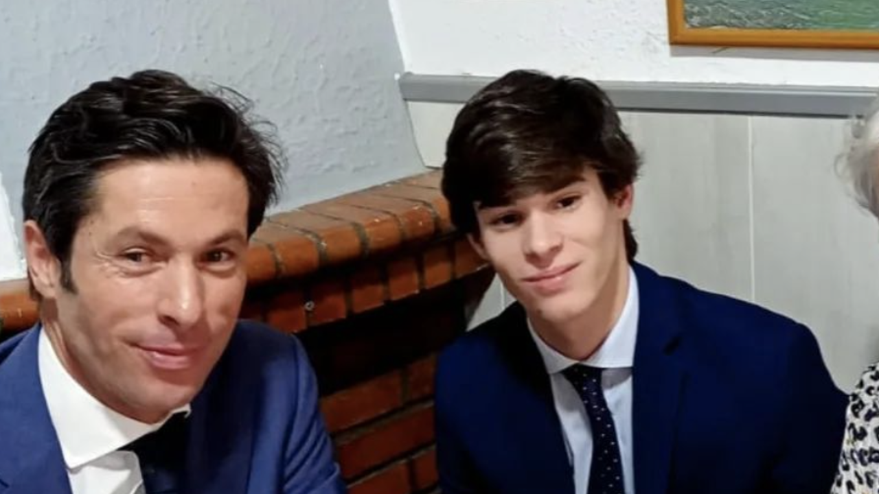 Canales Rivera, emocionado, dedica unas bonitas palabras a su hijo por su 18 cumpleaños