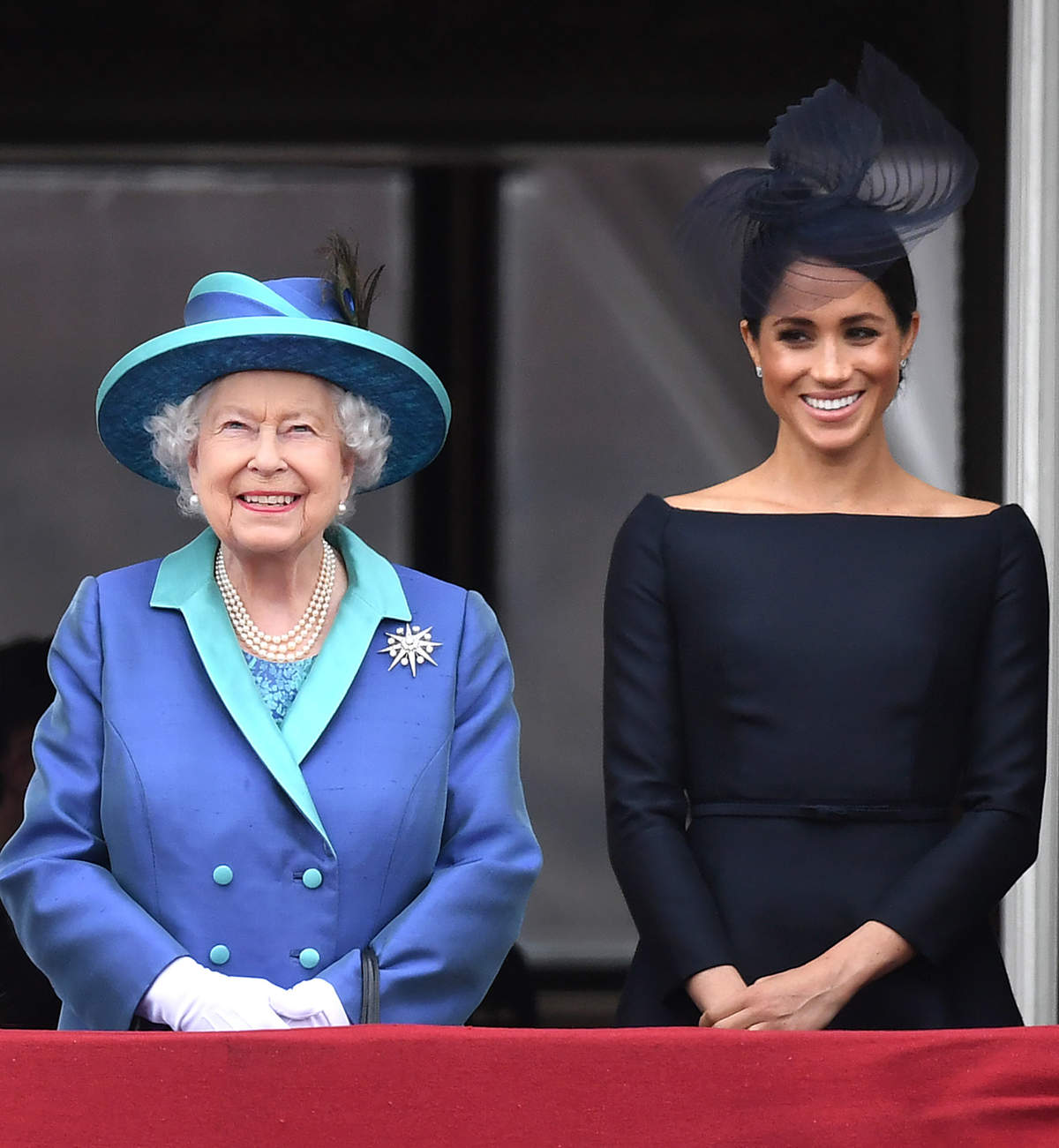 Meghan Markle Isabel II