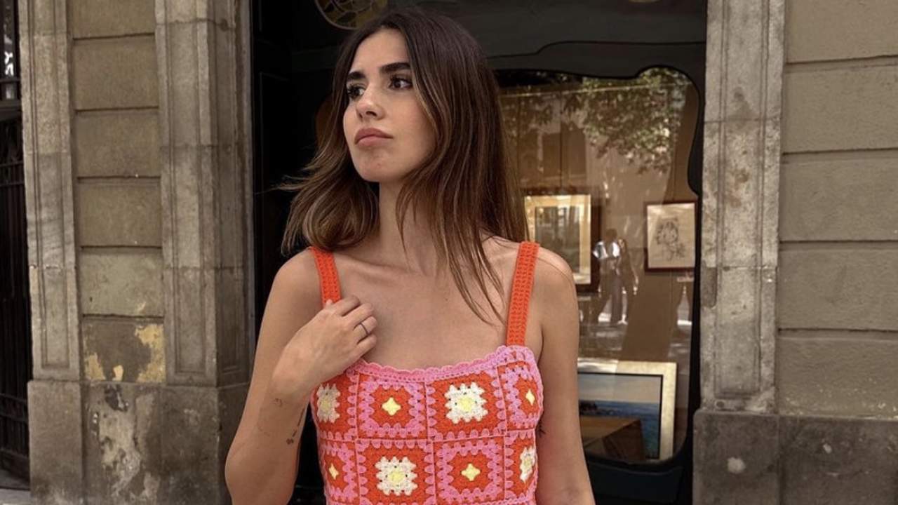 El bolso de crochet de Pedro del Hierro que arrasa en rebajas y queda ideal con vestidos: bonito, versátil y no pesa nada