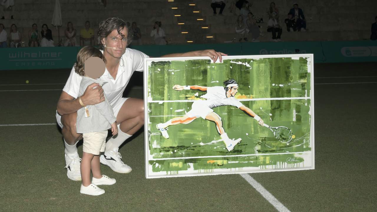 Feliciano López, emocionado, anuncia su retirada del tenis, arropado por su mujer y su hijo