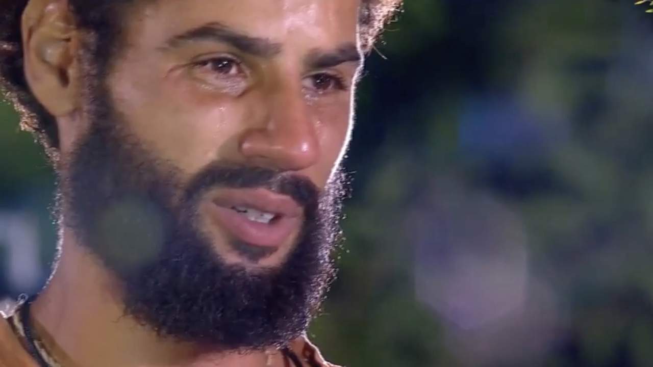 Asraf Beno rompe a llorar al confesar lo que más le ha dolido de sus compañeros en ‘Supervivientes 2023’