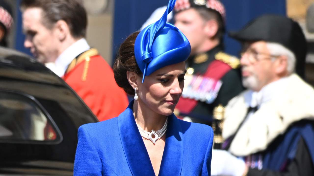 Kate Middleton recupera su abrigo azul cobalto para la coronación de Carlos III en Escocia 