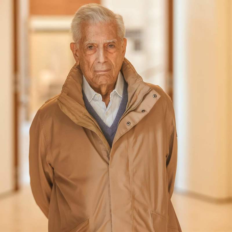 Última hora: Mario Vargas Llosa evoluciona favorablemente tras ser hospitalizado