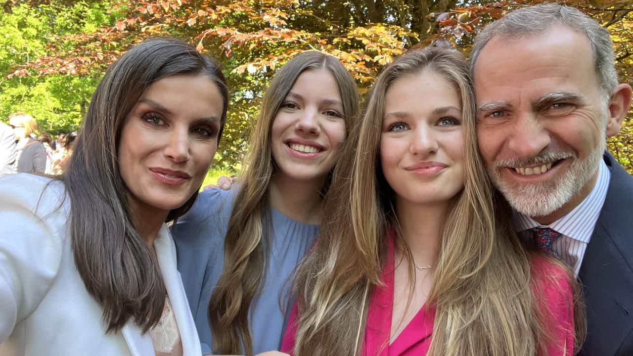 graduación de leonor