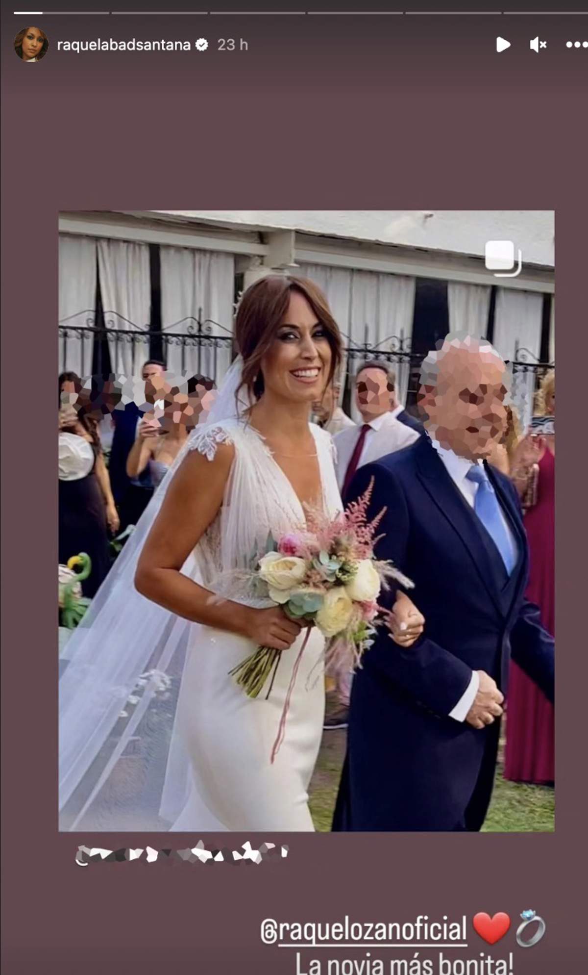 Raquel Lozano vestido novia
