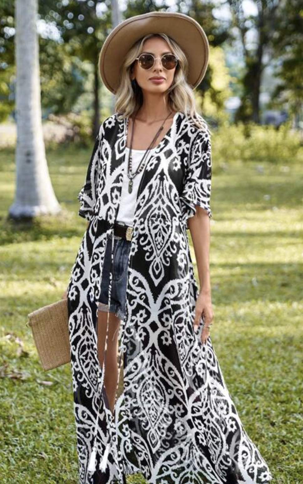 Kimono blanco y negro de Shein