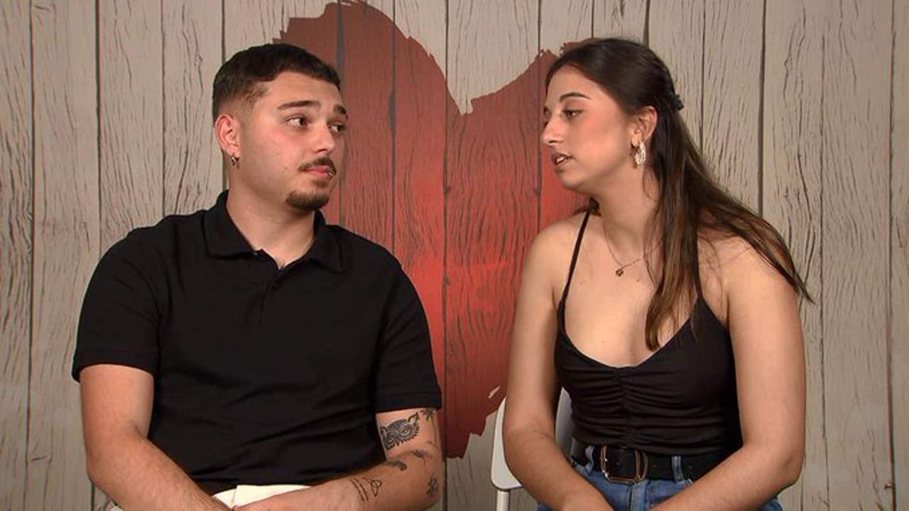 Dos solteros de 'First Dates' descubren en plena cita que ¡son primos!