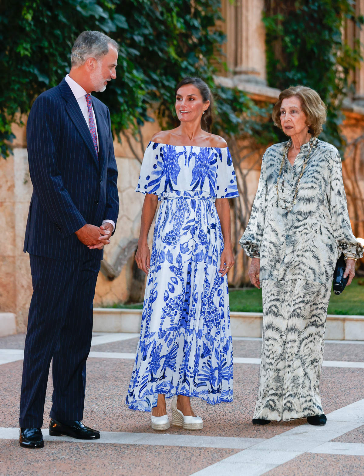 Felipe VI, Letizia y la reina emérita 