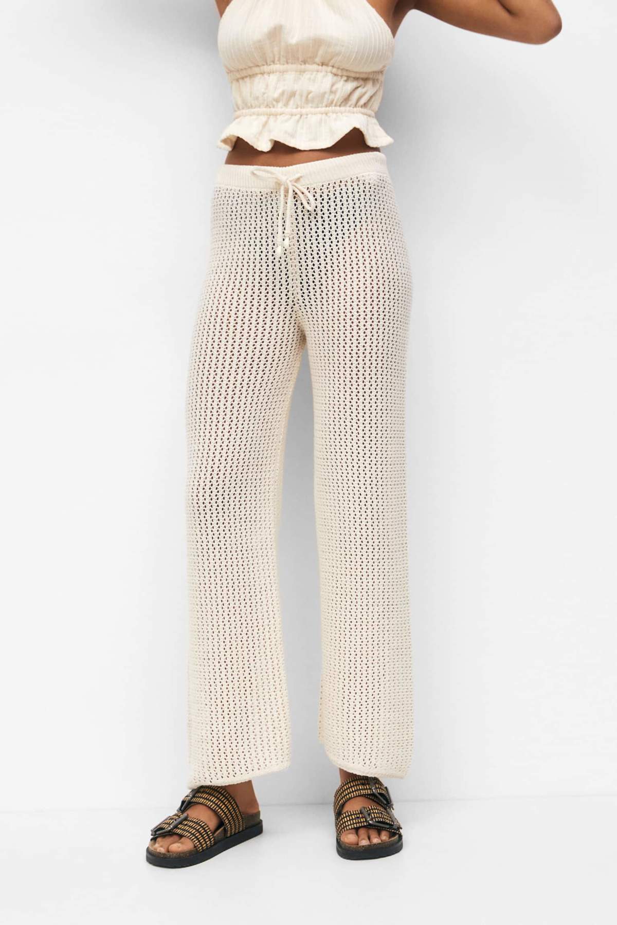 Pantalones crochet Pull&Bear