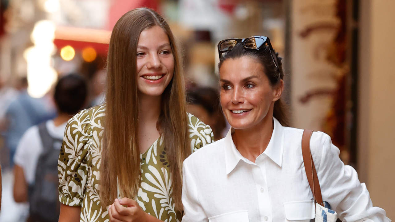 La reina Letizia viajará con la infanta Sofía a Sídney para vibrar con la Selección femenina de fútbol en la gran final del mundial