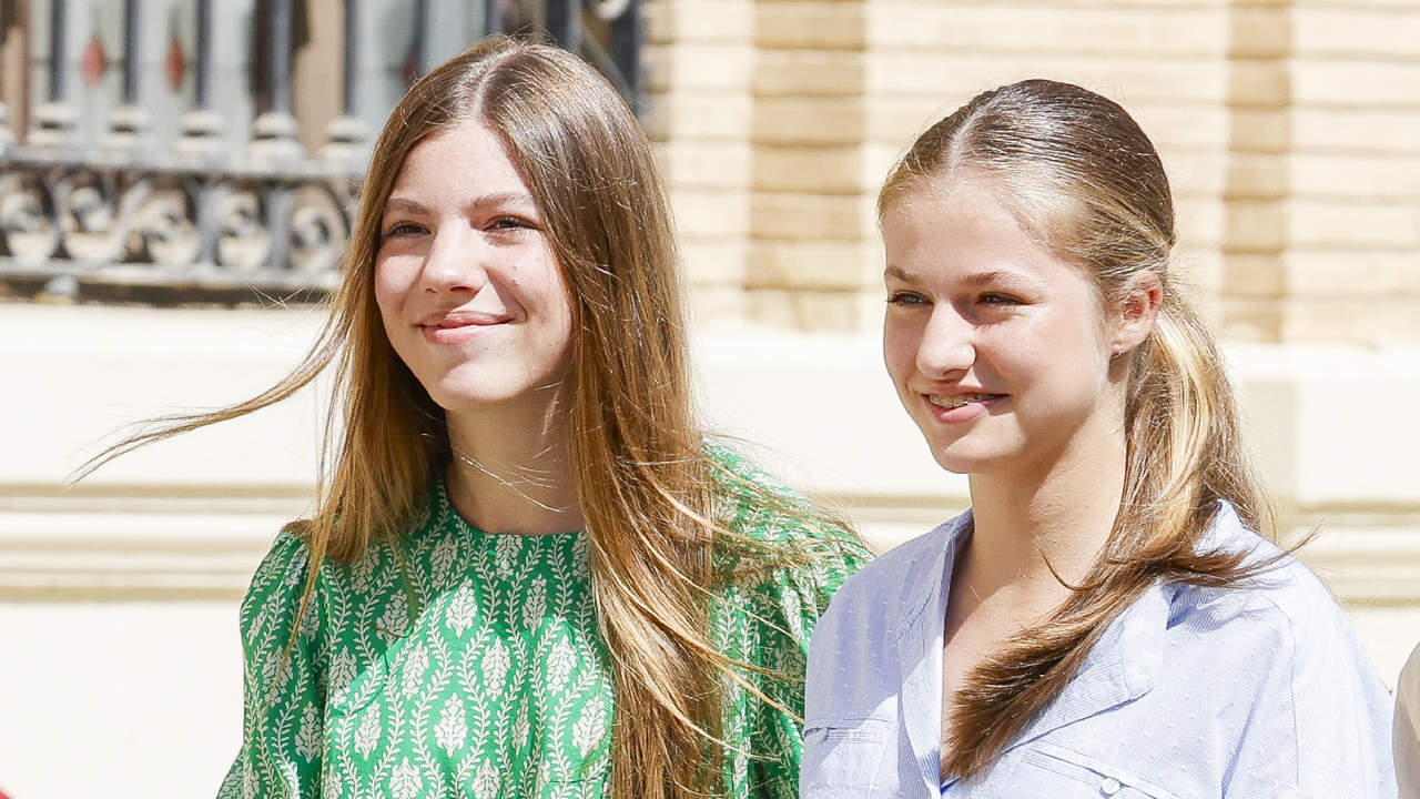 La infanta Sofía y la princesa Leonor