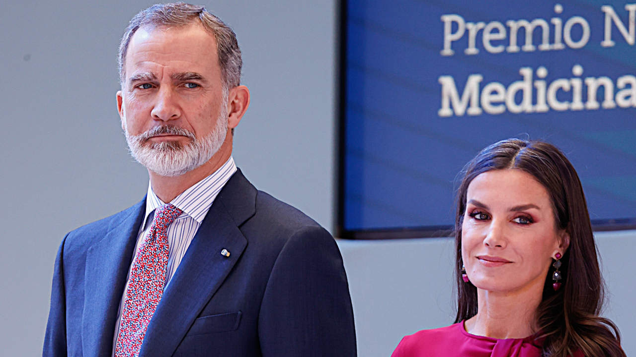 Los reyes Letizia y Felipe se despiden de María Teresa Campos