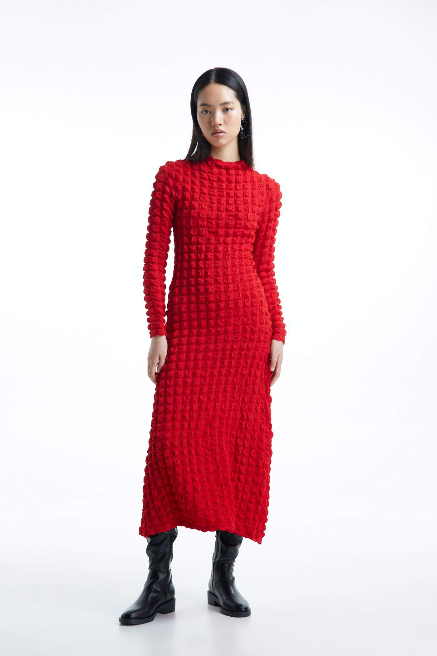 Vestido rojo con textura