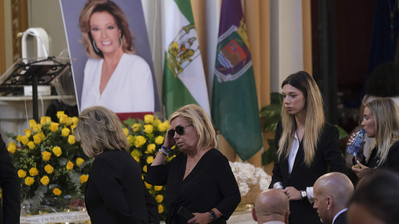 El funeral en Madrid de María Teresa Campos sufre un importante cambio