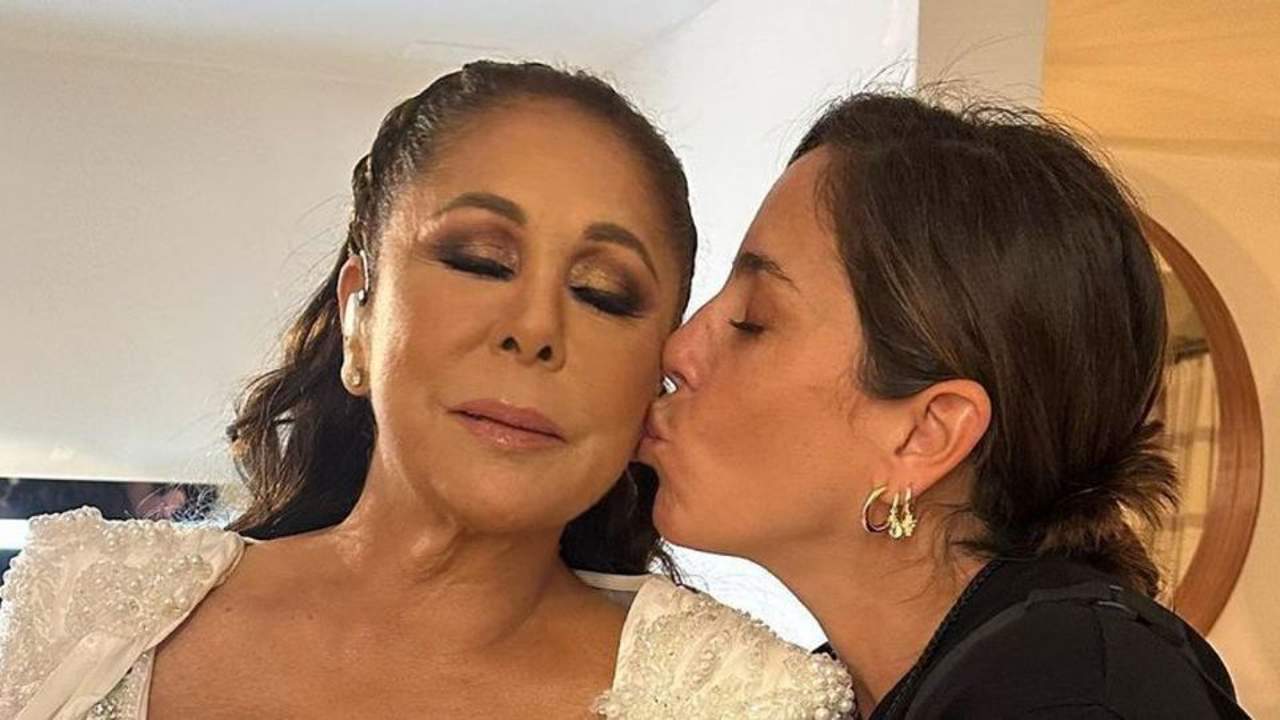 Isabel Pantoja y Anabel