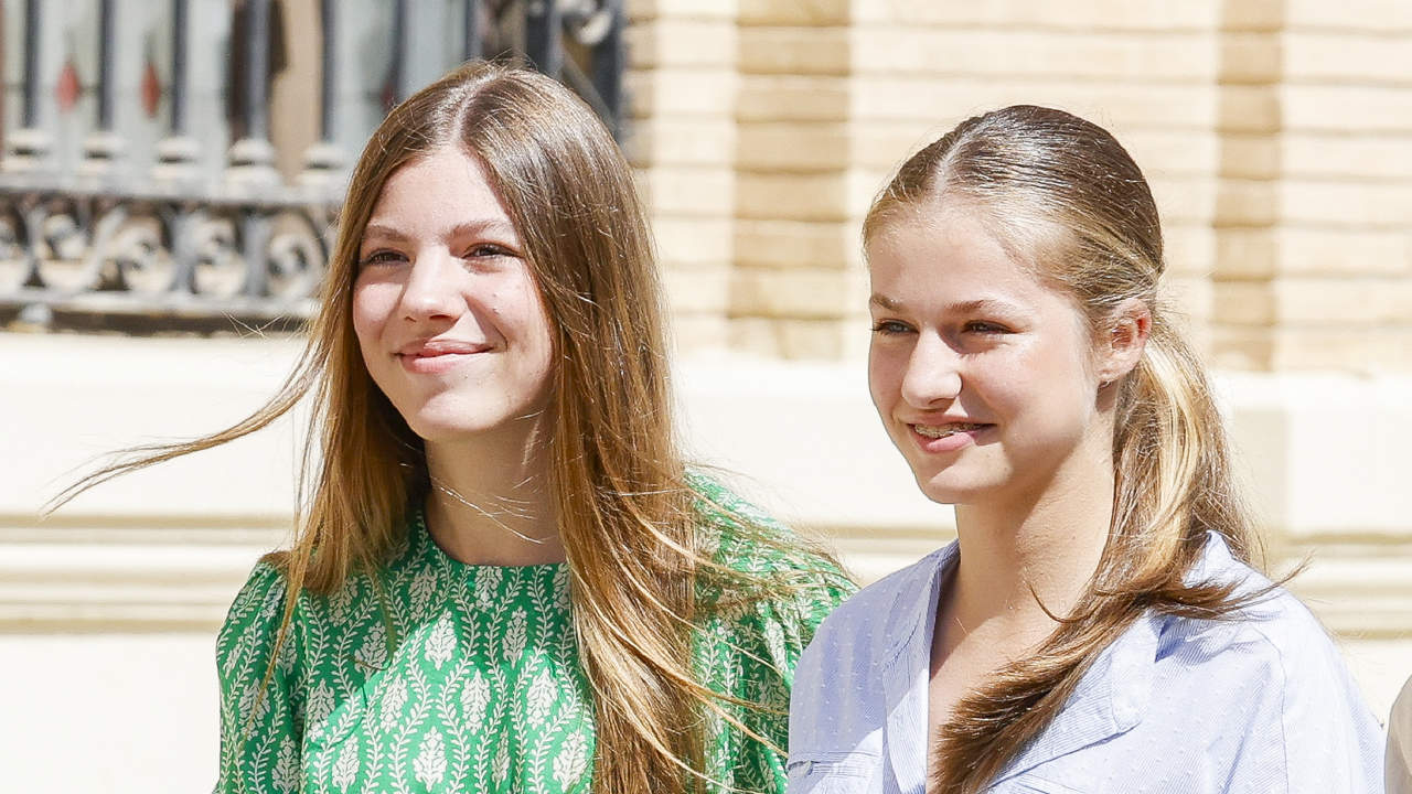 La infanta Sofía y la princesa Leonor