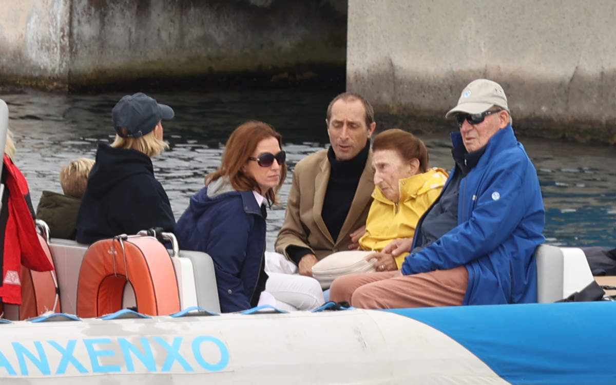 Juan Carlos, Margarita y María Zurita