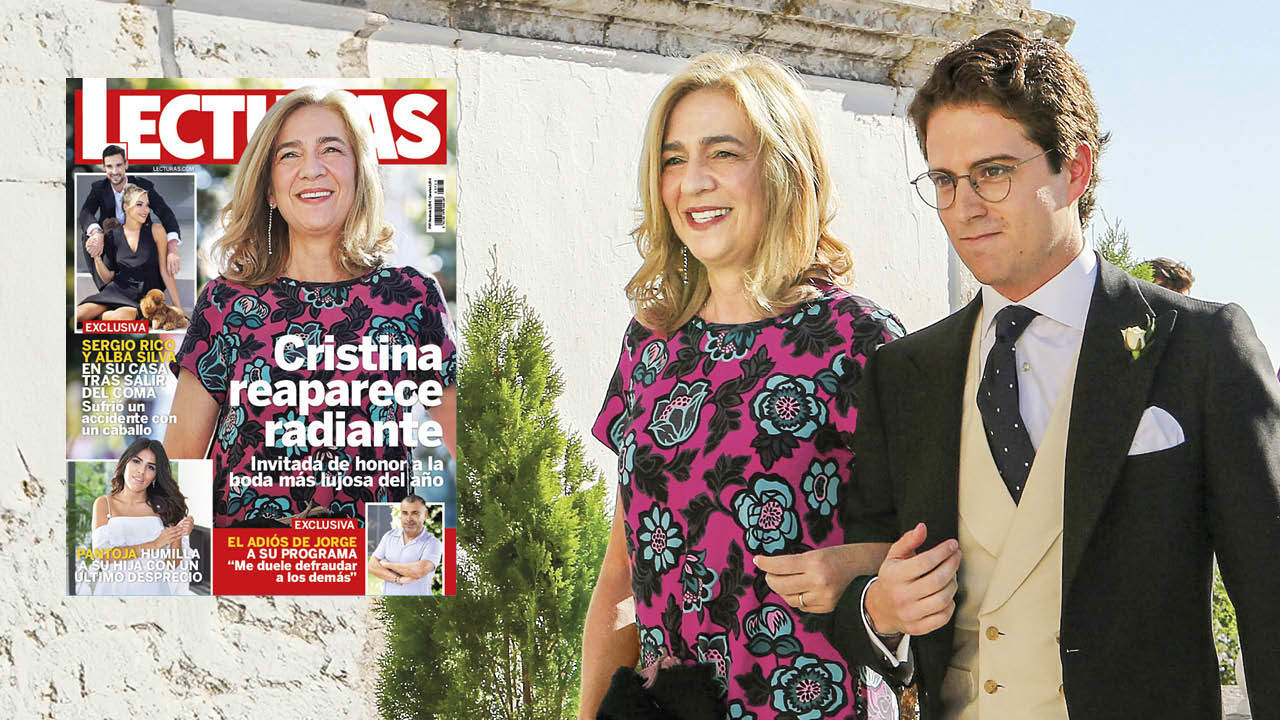 Cristina reaparece radiante: se codea con el poder en la boda del hijo del presidente de Mediaset