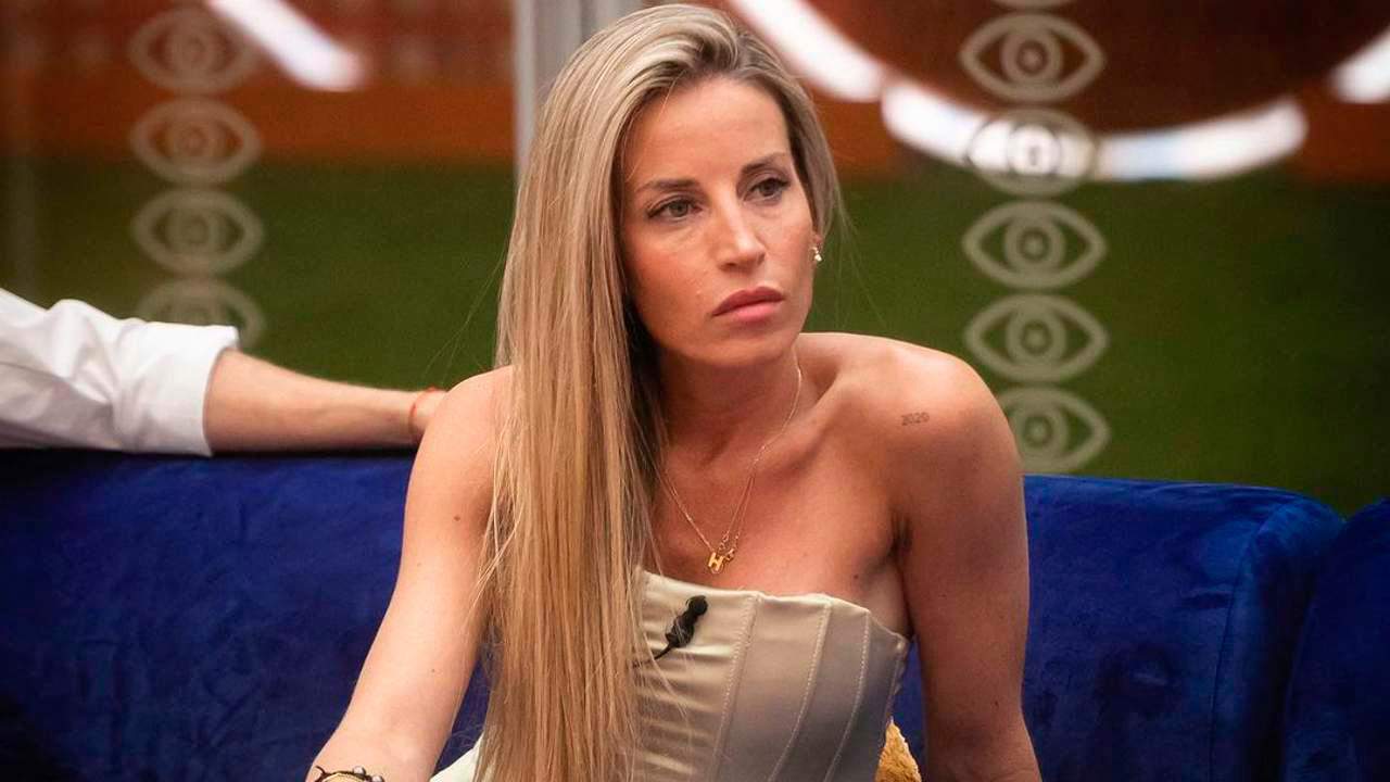 Marta Castro estalla contra Laura Bozzo en la mayor disputa de la edición