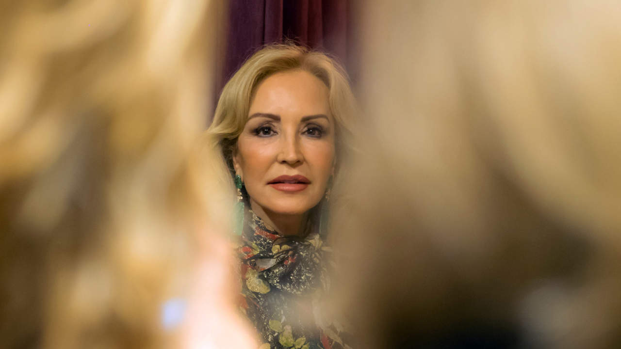carmen lomana