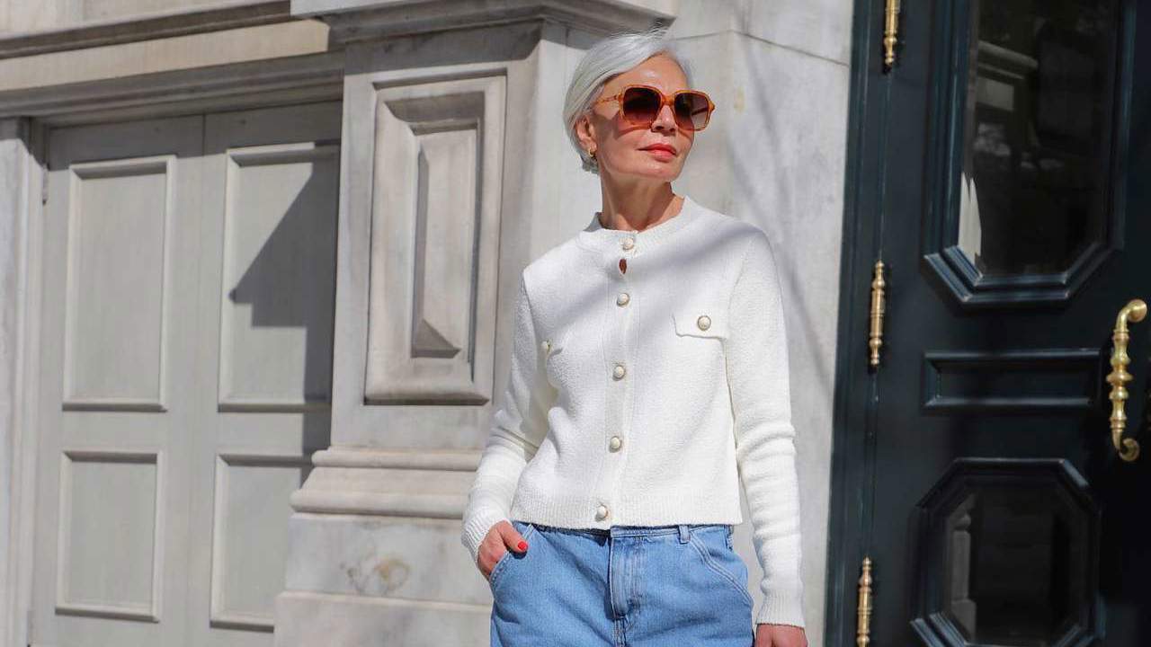 Se está agotando en Zara: la chaqueta tipo Chanel rebajada a menos de 26€ de estilo lujo silencioso