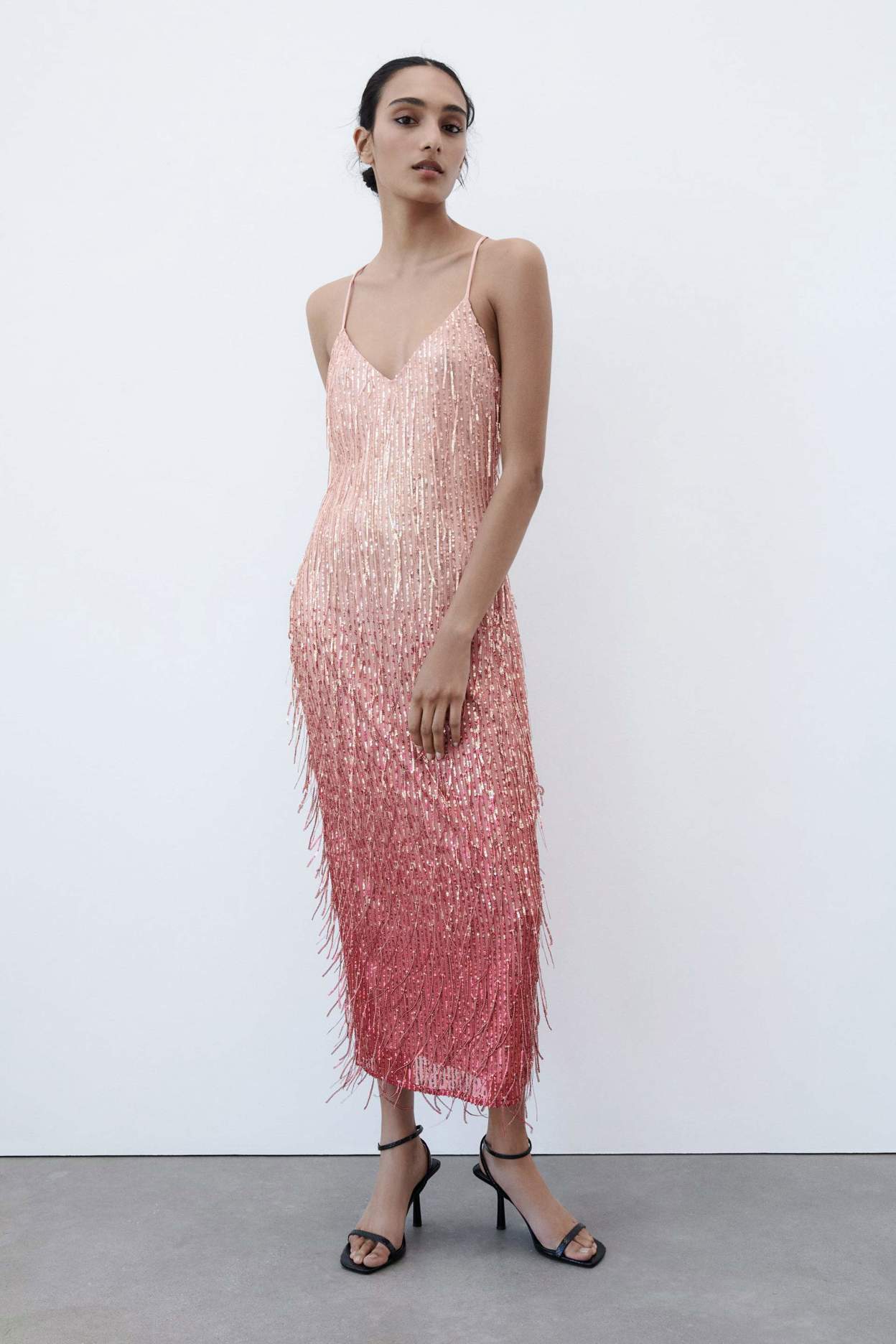 vestido azul zara lentejuelas