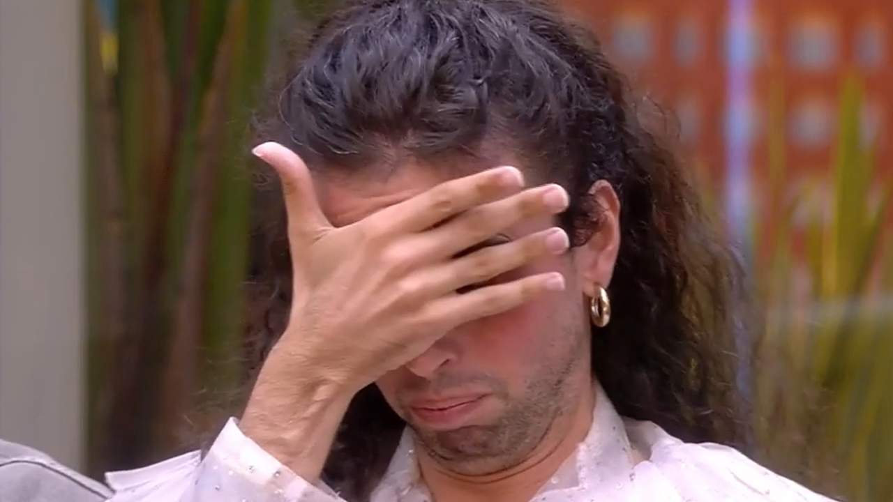 Las lágrimas desconsoladas de Albert Infante en ‘GH VIP 8’ tras las palabras de Michael Terlizzi