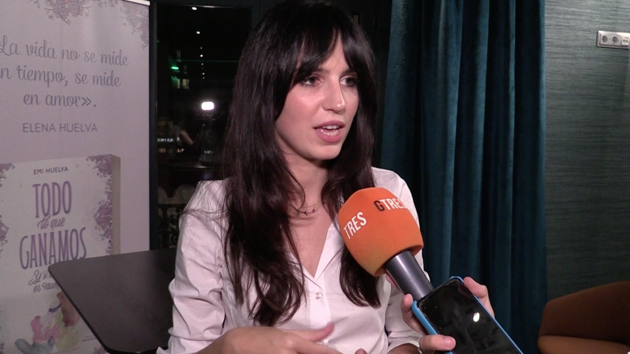 Emi Huelva habla de su relación con Sara Carbonero a punto de cumplirse un año de la muerte de su hermana Elena