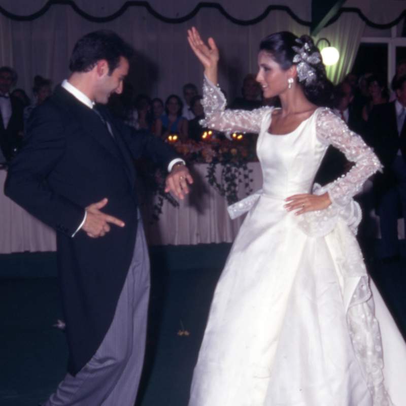 Todas las imágenes de la gran boda de Paloma Cuevas y Enrique Ponce con final (in)feliz