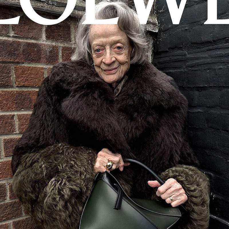 Maggie Smith, la profesora McGonagall de la saga de 'Harry Potter', nueva imagen (y musa) de Loewe a sus 88 años