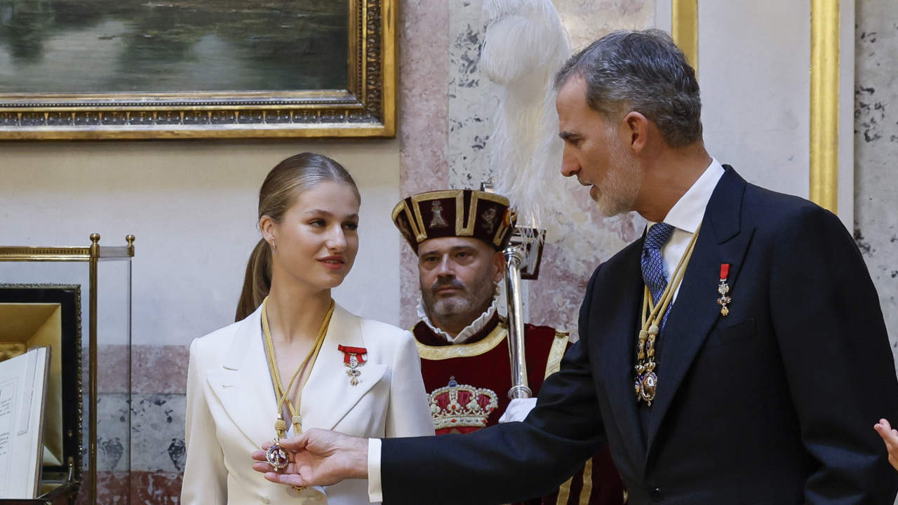 El vídeo de la pillada a la princesa Leonor y el rey Felipe cuando creían que no les grababan