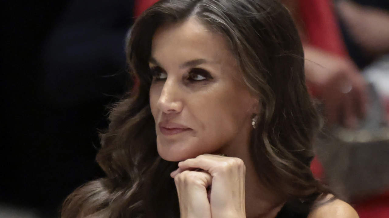 El momento ‘tierra trágame’ de Letizia con el príncipe Federico y sus fotografías con Genoveva Casanova