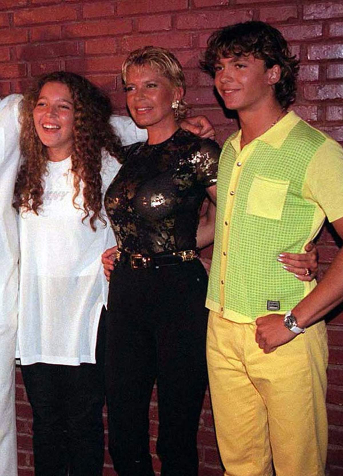 Bárbara y sus hijos en 1997