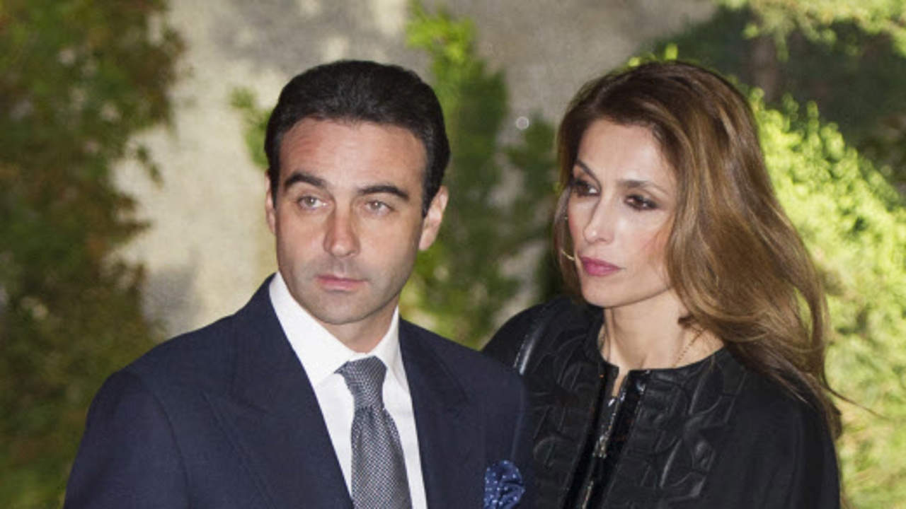 Enrique Ponce y Paloma Cuevas