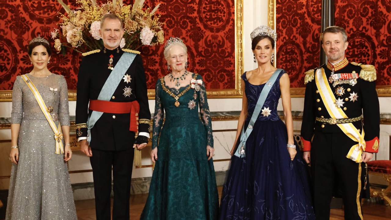 Las escuetas palabras con las que Felipe y Letizia han felicitado a los reyes Federico y Mary de Dinamarca