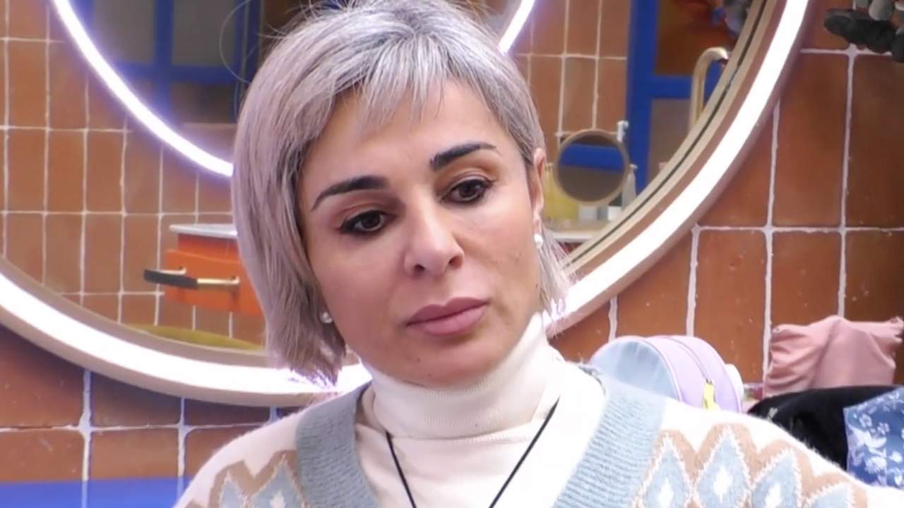 Ana María Aldón rompe a llorar en 'GH dúo' al hablar de su hija Gema, preocupada por la delicada situación que atraviesa