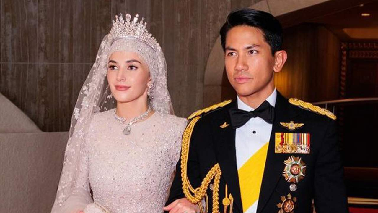Encaje, tradición y diamantes: Los 3 vestidos de novia de Anisha Rosnah en su gran boda con el príncipe de Brunéi