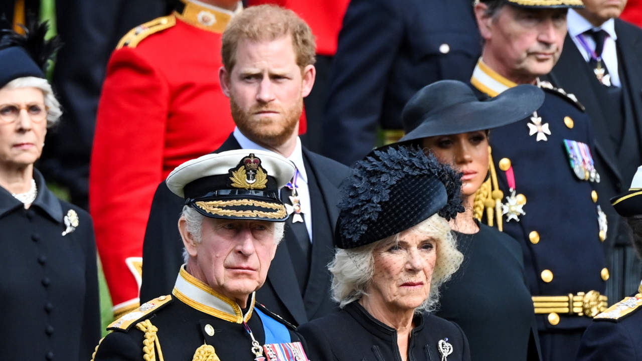 Harry, Meghan, Carlos y Camilla