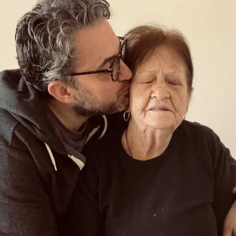 La preciosa reflexión de Máximo Huerta sobre su madre en su lucha contra la enfermedad