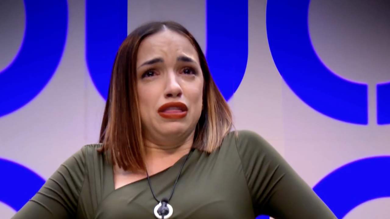 Lucía, entre lágrimas, lanza un fuerte reproche a la organización de 'GH DÚO' y Marta Flich le para los pies
