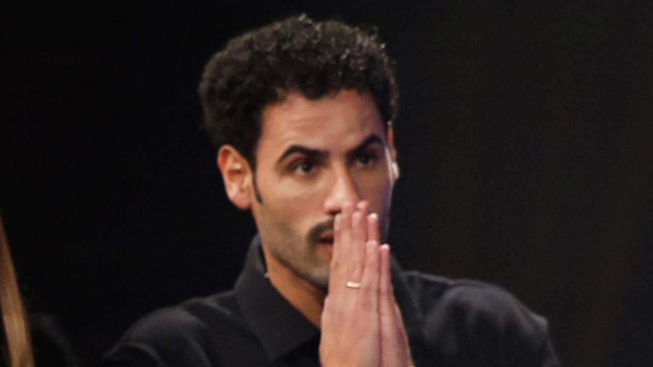 Asraf Beno, muy emocionado, rompe a llorar al oír las palabras Isa Pantoja en la semifinal de 'GH DÚO'