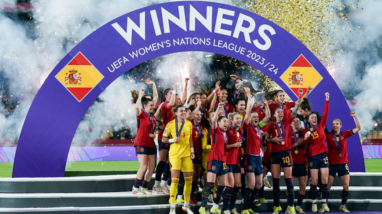 La selección femenina gana la Nations League