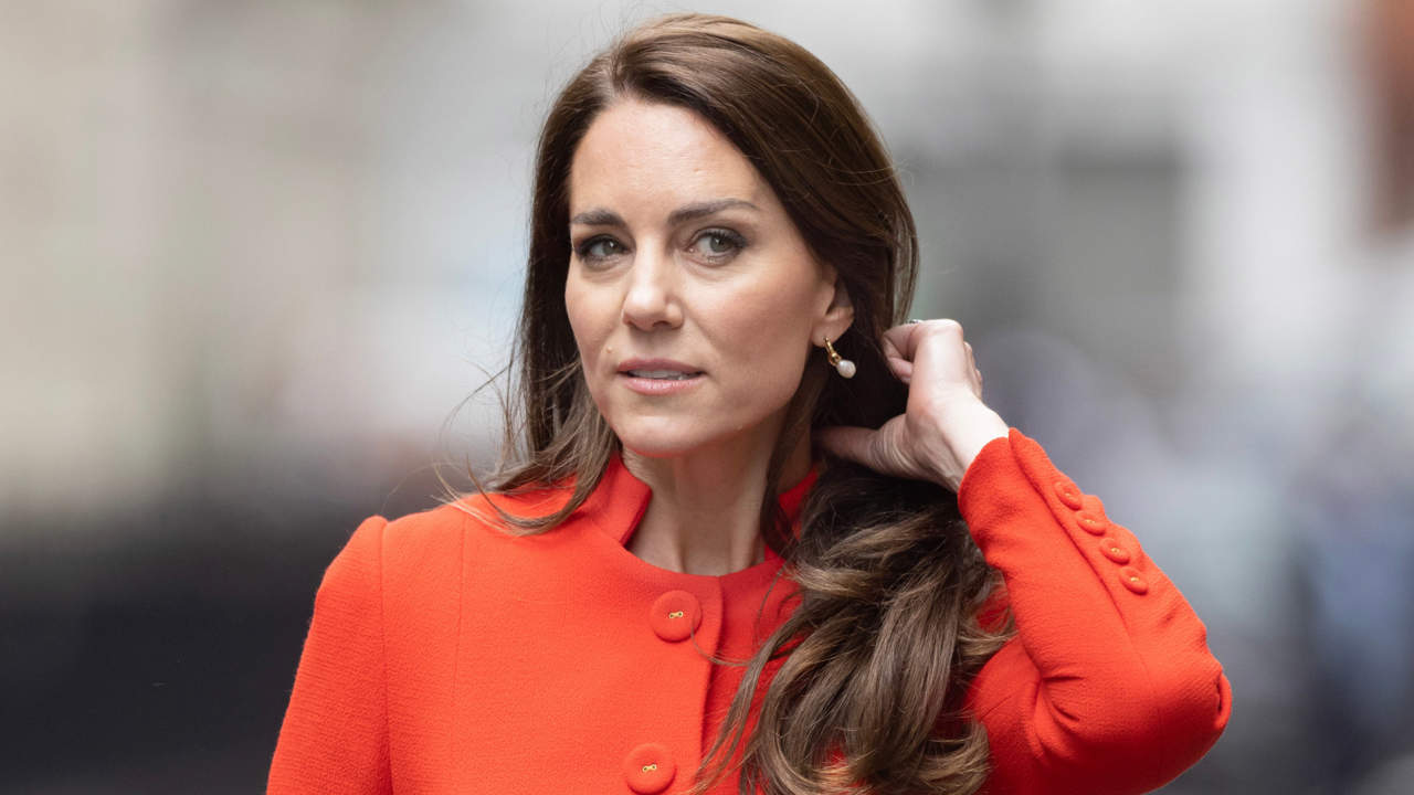 Kate Middleton, muy desmejorada, reaparece dos meses después de su operación (y sin el príncipe Guillermo)