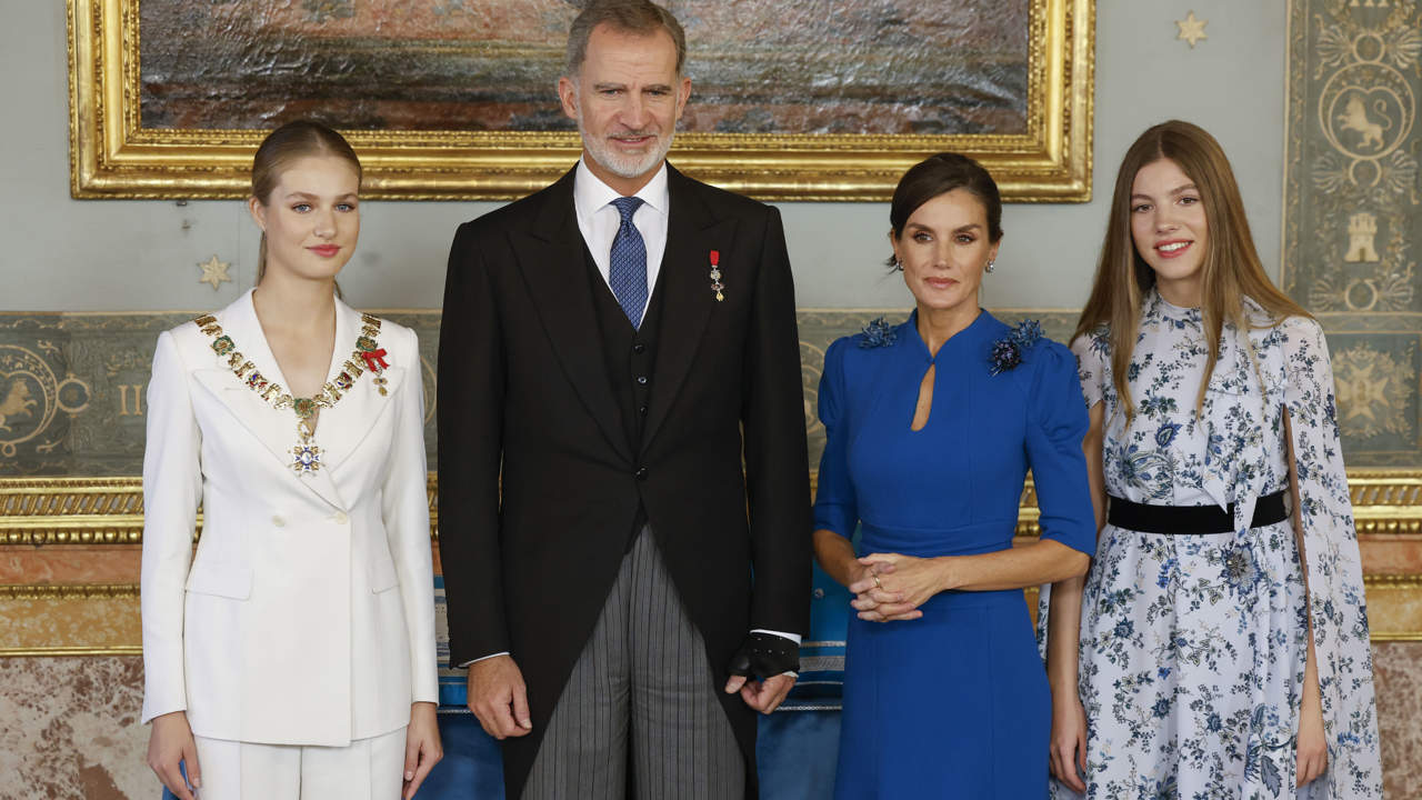 La dura decisión de los reyes Felipe y Letizia a pesar de las vacaciones de sus hijas, Leonor y Sofía