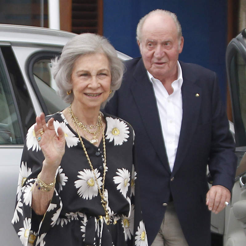 Juan Carlos y Sofía se reencontrarán en la boda de José Luis Martínez-Almeida y Teresa Urquijo